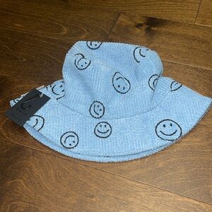 NWT, David & Young corduroy smiley bucket hat